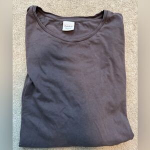 Outdoor voices men’s scoop neck t shirt